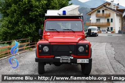 Land Rover Defender 90
Vigili del Fuoco
Unione Distrettuale di Fiemme
Corpo Volontario di Tesero (TN)
VF 3E9 TN
Parole chiave: Land-Rover Defender_90 VF3E9TN