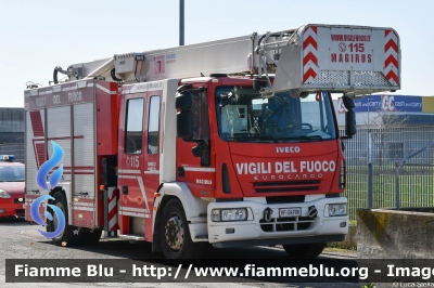 Iveco EuroCargo MultiStar 180E30 II serie
Vigili del Fuoco
Comando Provinciale di Rimini
AutoPompaSerbatoio Multistar
Allestimento Iveco-Magirus
VF 24706
Parole chiave: Iveco EuroCargo_MultiStar_180E30_IIserie VF24706