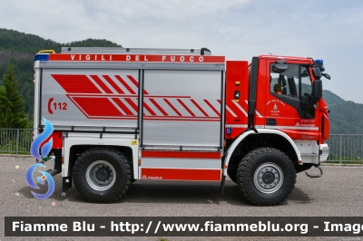 Iveco EuroCargo 150E320 4x4 IV serie
Vigili del Fuoco
Unione Distrettuale di Fiemme
Corpo Volontario di Capriana (TN)
Allestimento Magirus 
VF 0M9 TN
Parole chiave: Iveco EuroCargo_150E320_4x4_IVserie VF0M9TN