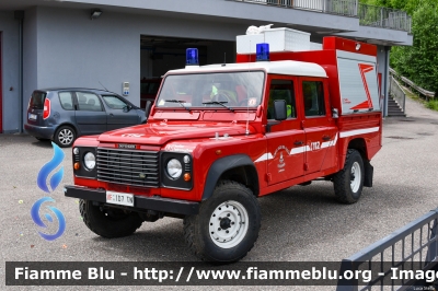 Land Rover Defender 130
Vigili del Fuoco
Unione Distrettuale di Fiemme
Corpo Volontario di Capriana (TN)
Allestimento Kofler Fahrzeugbau
VF 1D7 TN
Parole chiave: Land Rover Defender 130 VF1D7TN