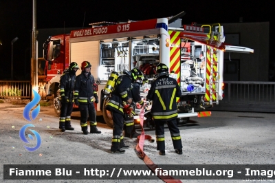 Manovra
Vigili del Fuoco
Unione Distrettuale di Trento
Corpo Volontario di Lasino (TN)
Parole chiave: Manovra