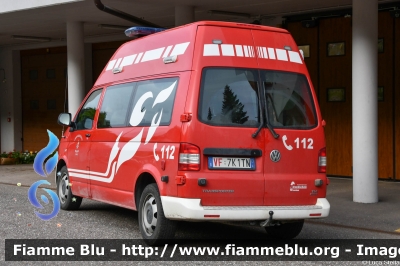 Volkswagen Transporter T5 restyle
Vigili del Fuoco
Unione distrettuale di Fassa
Corpo Volontario di Soraga (TN)
Allestimento Brandschutz
VF 7K1 TN
Parole chiave: Volkswagen Transporter_T5restyle VF7K1TN