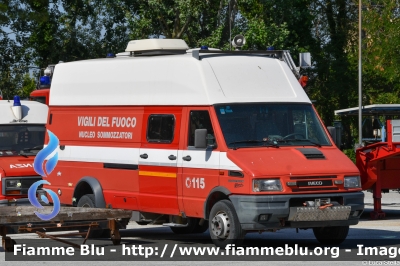 Iveco Daily II Serie
Vigili del Fuoco
Comando Provinciale di Ravenna
Nucleo Soccorso Subacqueo Acquatico
VF 20887
Parole chiave: Iveco Daily_IISerie VF20887