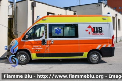 Fiat Ducato X290
118 Romagna Soccorso
Azienda USL della Romagna
Ambito Territoriale di Ravenna
Allestimento Orion
"RA 33"
Parole chiave: Fiat Ducato_X290 Ambulanza