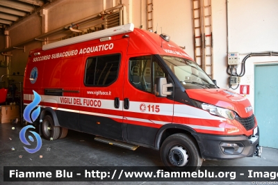 Iveco Daily VI serie restyle
Vigili del Fuoco
Comando Provinciale di Ravenna
Nucleo Soccorso Subacqueo Acquatico
Allestimento Divitec
VF 32459
Parole chiave: Iveco Daily_VIserie_restyle VF32459