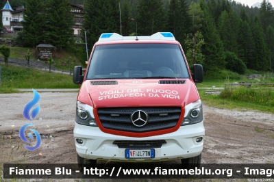 Mercedes-Benz Sprinter 4x4 III serie restyle
Vigili del Fuoco
Unione distrettuale di Fassa
Corpo Volontario di Vigo di Fassa (TN)
Allestimento Kofler Fahrzeugbau
VF 4L7 TN
Parole chiave: Mercedes-Benz Sprinter_4x4_IIIserie restyle VF4L7TN