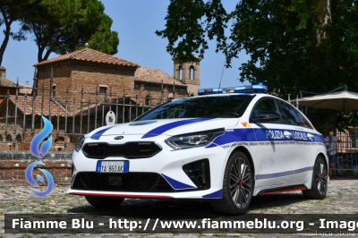 Kia ProCeed
Polizia Locale Ravenna
Nucleo Pronto Intervento
Allestimento Bertazzoni
RAVENNA 36
POLIZIA LOCALE YA 860 AK
Parole chiave: Kia ProCeed POLIZIALOCALEYA860AK