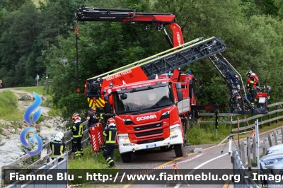 Scania P320
Vigili del Fuoco
Unione Distrettuale di Fassa
Assegnata al corpo di Pozza di Fassa (TN)
Allestimento Rosenbauer
VF 4W5 TN
Parole chiave: Scania P320 VF4W5TN