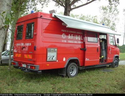 Mercedes-Benz Vario 614D
Vigili del Fuoco
VF 22649
Parole chiave: Mercedes-Benz Vario VF22649