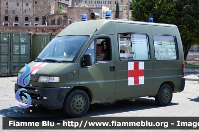 Fiat Ducato II serie
Esercito Italiano
Sanità Militare
EI AX 697
Parole chiave: Fiat Ducato_IIserie Ambulanza EIAX697 Festa_della_Repubblica_2015