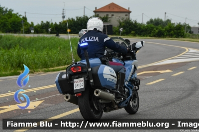 Yamaha FJR 1300 II serie
Yamaha FJR 1300 II serie
Polizia di Stato
Polizia Stradale
Allestimento Elevox
POLIZIA G3101
In scorta alla Mille Miglia 2023
Parole chiave: Yamaha FJR_1300_IIserie POLIZIAG3101  1000_Miglia_2023