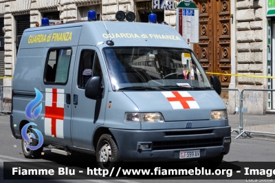 Fiat Ducato II serie
Guardia di Finanza
Servizio Sanitario
GdiF 599 AV
Parole chiave: Fiat Ducato_IIserie GdiF599AV Festa_della_Repubblica_2015