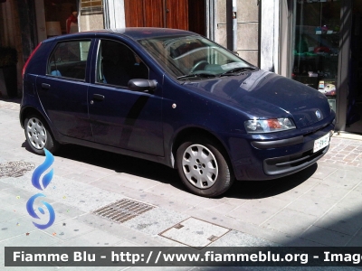 Fiat Punto II serie
Carabinieri
CC BN 912
Parole chiave: Fiat Punto_IIserie CCBN912