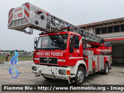 Man L2000 14.260
Vigili del Fuoco
Comando Provinciale di Brescia
Distaccamento Volontario di Verolanuova
Allestimento Magirus
Ricondizionato Fortini
@serena
Parole chiave: Man L2000_14.260