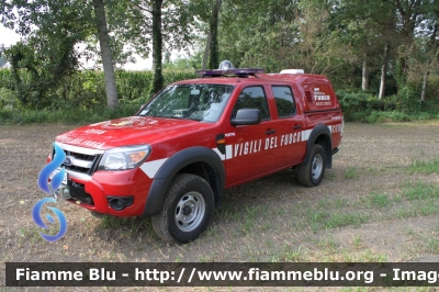 Ford Ranger VII serie
Vigili del Fuoco
Comando Provinciale di Parma
Nucleo Cinofili
Allestimento Fortini
VF 25924

Materiale fotografico fornito dal Comando Provinciale dei Vigili del Fuoco di Parma
Si ringrazia il Comando provinciale e tutto il personale permanente e volontario per la collaborazione
Parole chiave: Ford Ranger_VIIserie VF25924