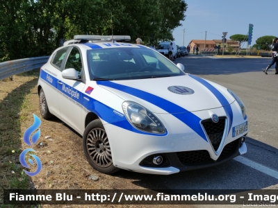 Alfa Romeo Giulietta
Polizia Locale Comacchio
Allestimento Bertazzoni
POLIZIA LOCALE YA 689 AF
M10
Parole chiave: Alfa-Romeo Giulietta POLIZIALOCALEYA689AF