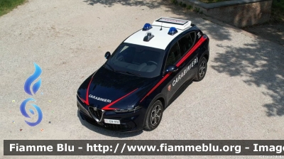 Alfa Romeo Tonale
Carabinieri
Nucleo Operativo Radiomobile
Allestimento FCA
CC EN 892

si ringrazia l'Arma dei Carabinieri
per la disponibilità
Parole chiave: Alfa-Romeo Tonale CCEN892