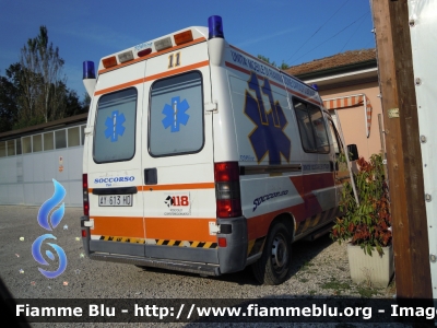 Fiat Ducato II serie
Nico Soccorso
Ambulanza Nico 11 ex Emergenza
Allestimento Cevi
Parole chiave: Fiat Ducato_IIserie Ambulanza