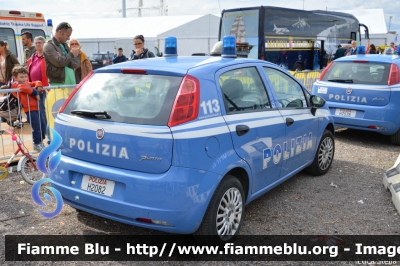 Fiat Grande Punto
Polizia di Stato
POLIZIA H2082
Parole chiave: Fiat Grande_Punto POLIZIAH2082