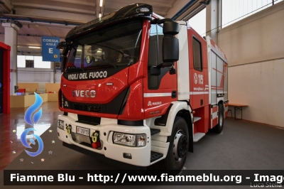 Iveco EuroCargo MaxiCity 180E30 IV serie
Vigili del Fuoco
Comando Provinciale di Brescia
AutoPompaSerbatoio allestimento Magirus
VF 29733
In esposizione al Reas 2019
Parole chiave: Iveco EuroCargo_MaxiCity_180E30_IVserie VF29733 Reas_2019