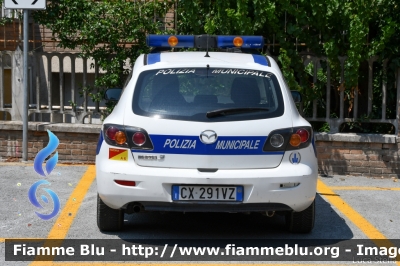 Mazda 3
Polizia Locale Ravenna
RAVENNA A6
Parole chiave: Mazda 3