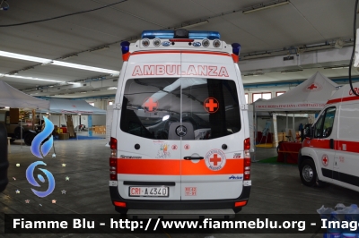 Mercedes-Benz Sprinter III serie
Croce Rossa Italiana
Comitato Locale di Reggiolo (RE)
Allestita Aricar
CRI A 434 D
In esposizione al Reas 2013
Parole chiave: Mercedes-Benz Sprinter_IIIserie CriA434D Ambulanza Reas_2013