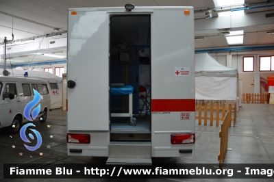 Volkswagen Crafter I serie restye
Croce Rossa Italiana
Comitato Locale di Lipomo
Ambulatorio Radiologico Mobile
Allestito MAF
CRI 654 AC

Esposto al REAS 2013
Parole chiave: Volkswagen Crafter_Iserie_restyle CRI654AC Reas_2013