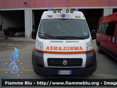 Fiat Ducato X250
 118 Provincia di Ravenna
 Azienda USL di Ravenna
 Allestita Vision
 Ambulanza "RA 09"
 *si ringrazia tutto il personale per la collaborazione* 
Parole chiave: Fiat Ducato_X250 Ambulanza Santa_Barbara_VVF_2012