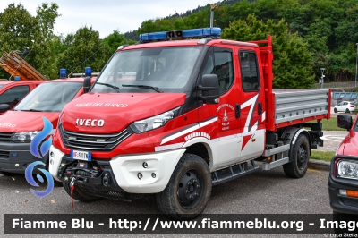 Iveco Daily 4x4 VI serie
Vigili del Fuoco
Unione Distrettuale di Trento
Corpo Volontario di Albiano (TN)
VF 5W1 TN
Parole chiave: Iveco Daily_4x4_VIserie VF5W1TN