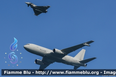 Boeing KC-767A
Aeronautica Militare Italiana
14° Stormo
62228
AM 14-03
Parole chiave: Boeing KC-767A AM14-03 Air_show_2019 Valore_Tricolore_2019