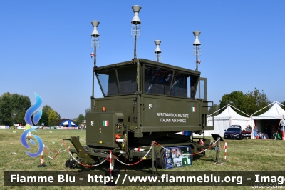 Torre di Controllo Mobile
Areonautica Militare Italiana
3° Stormo
AM CR 886
Parole chiave: AMCR886 Ballons_2018