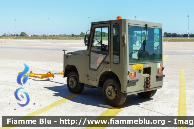 Fresia F40T
Aeronautica Militare Italiana
15° Brigata Aerea
AM BN 266
Parole chiave: Fresia F40T AMBN566