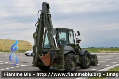 New Holland
Aeronautica Militare Italiana
15° stormo
AM BN 322
Parole chiave: New Holland AMBN322