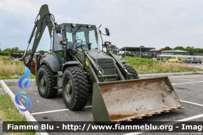 New Holland
Aeronautica Militare Italiana
15° stormo
AM BN 322
Parole chiave: New Holland AMBN322