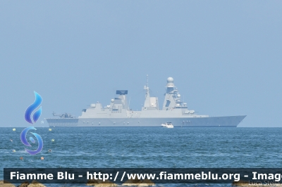 Cacciatorpediniere Lanciamissili Classe Orizzonte
Marina Militare Italiana
Nave D553 "Andrea Doria"
Parole chiave: "Andrea Doria" Valore_Tricolore_2019 Air_show_2019