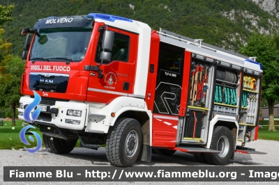 Man TGM 18.340 4x4 II serie
Vigili del Fuoco
Unione distrettuale di Mezzolombardo
Corpo Volontario di Molveno (TN)
Allestimento Brandus Rosenbauer
VF 5D0 TN
Parole chiave: Man TGM_18.340_4x4_IIserie VF5D0TN