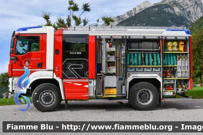 Man TGM 18.340 4x4 II serie
Vigili del Fuoco
Unione distrettuale di Mezzolombardo
Corpo Volontario di Molveno (TN)
Allestimento Brandus Rosenbauer
VF 5D0 TN
Parole chiave: Man TGM_18.340_4x4_IIserie VF5D0TN