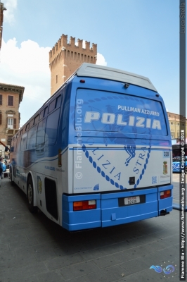 Iveco 370S
Polizia di Stato
Polizia Stradale
"Pullman Azzurro"
POLIZIA B2408
Scorta al Giro d'Italia 2018
Parole chiave: Iveco 370S POLIZIAB2408 Giro_D_Italia_2018