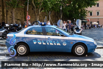 Alfa Romeo 156 I serie
Polizia di Stato
Ispettorato Vaticano
POLIZIA B9282

Si ringrazia il personale per la Cortesia e l'Ospitalità
Parole chiave: Alfa-Romeo 156_Iserie POLIZIAB9282 Festa_della_Repubblica_2015