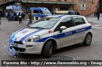 Fiat Punto VI serie
Polizia Locale Bologna
Allestimento Focaccia
Bologna 11
Parole chiave: Fiat Punto_VIserie