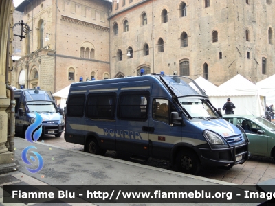 Iveco Daily IV serie
Polizia di Stato
Reparto Mobile
POLIZIA F7836
Parole chiave: Iveco Daily_IVserie POLIZIAF7836