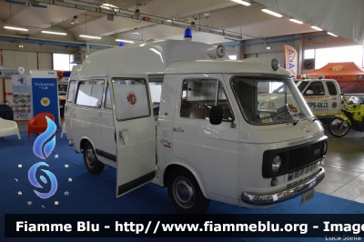 Fiat 238E
Busnago Soccorso MB

Parole chiave: Fiat 238E Ambulanza Reas_2014