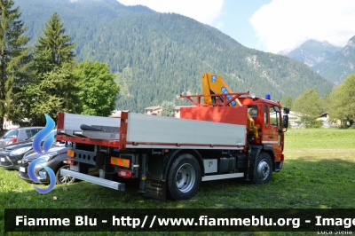 Volvo FL 250 II serie
Vigili del Fuoco
Distretto di Pergine Valsugana
Corpo Volontario di Caldonazzo (TN)
VF 5A8 TN
Parole chiave: Volvo FL_250_IIserie VF5A8TN