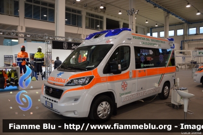 Fiat Ducato X290
Pubblica Assistenza Calolziocorte LC
Allestita EDM
In esposizione al Reas 2015
Parole chiave: Fiat Ducato_X290 Ambulanza Reas_2015