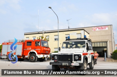 Molinella (BO)
Vigili del Fuoco
Comando Provinciale di Bologna
Distaccamento Volontario di Molinella
Parole chiave: Iveco 190-26 VF16541 Land-Rover defender_90VF22046