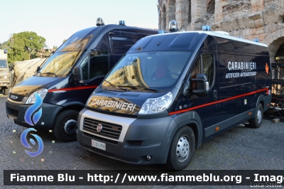 Fiat Ducato Maxi X250
Carabinieri
Nucleo Artificieri Antisabotaggio
Allestito Elevox
CC DI 706
Parole chiave: Fiat Ducato_Max_X250 CCDI706 Raduno_ANC_2018