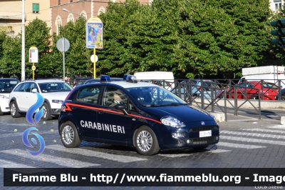 Fiat Punto VI serie
Carabinieri
CC DI 785
Parole chiave: Fiat Punto_VIserie CCDI785 Festa_della_Repubblica_2015