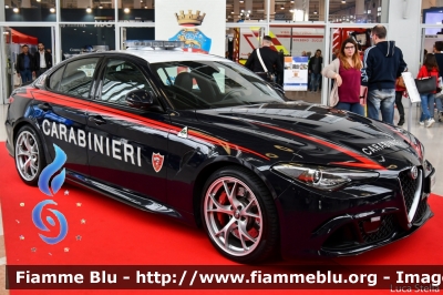 Alfa-Romeo Nuova Giulia Quadrifoglio
Carabinieri
Nucleo Operativo e Radiomobile
CC DK 555
Parole chiave: Alfa-Romeo Nuova_Giulia_Quadrifoglio CCDK555 Reas_2018