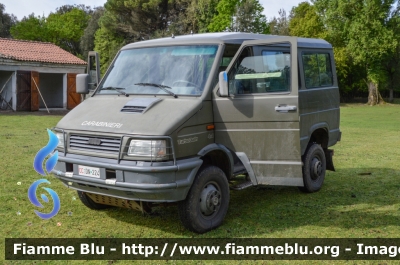 Iveco Daily 4x4 II serie
Carabinieri
Comando Carabinieri Unità per la tutela Forestale, Ambientale e Agroalimentare
CC DN 224

Parole chiave: CCDN224 Iveco Daily_4x4_IIserie