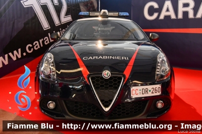 Alfa Romeo Nuova Giulietta restyle
Carabinieri
Nucleo Operativo e RadioMobile
Allestita NCT Nuova Carrozzeria Torinese
Decorazione Grafica Artlantis
CC DR 260
In esposizione al Reas 2019
Parole chiave: Alfa-Romeo Nuova_Giulietta_restyle CCDR260 Reas_2019